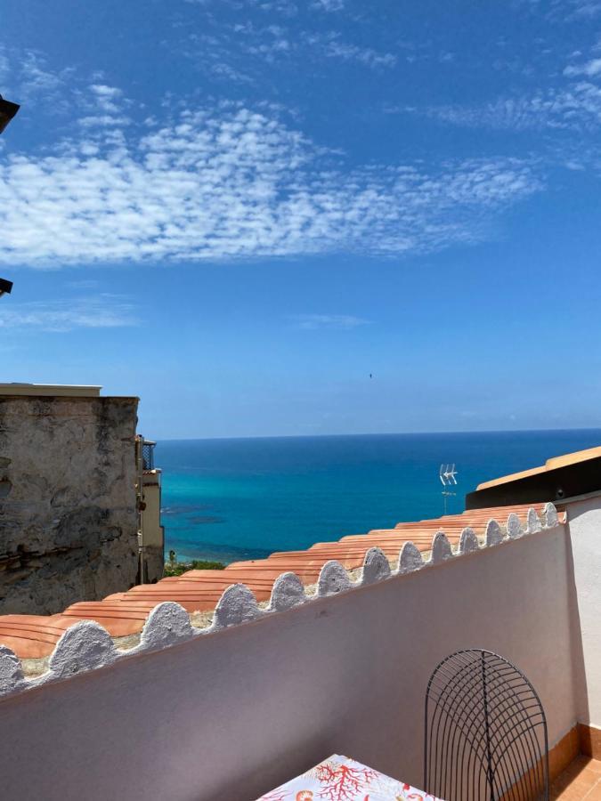 Affaccio Su Stromboli Apartment Tropea Luaran gambar