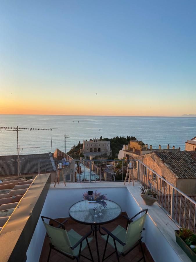 Affaccio Su Stromboli Apartment Tropea Luaran gambar