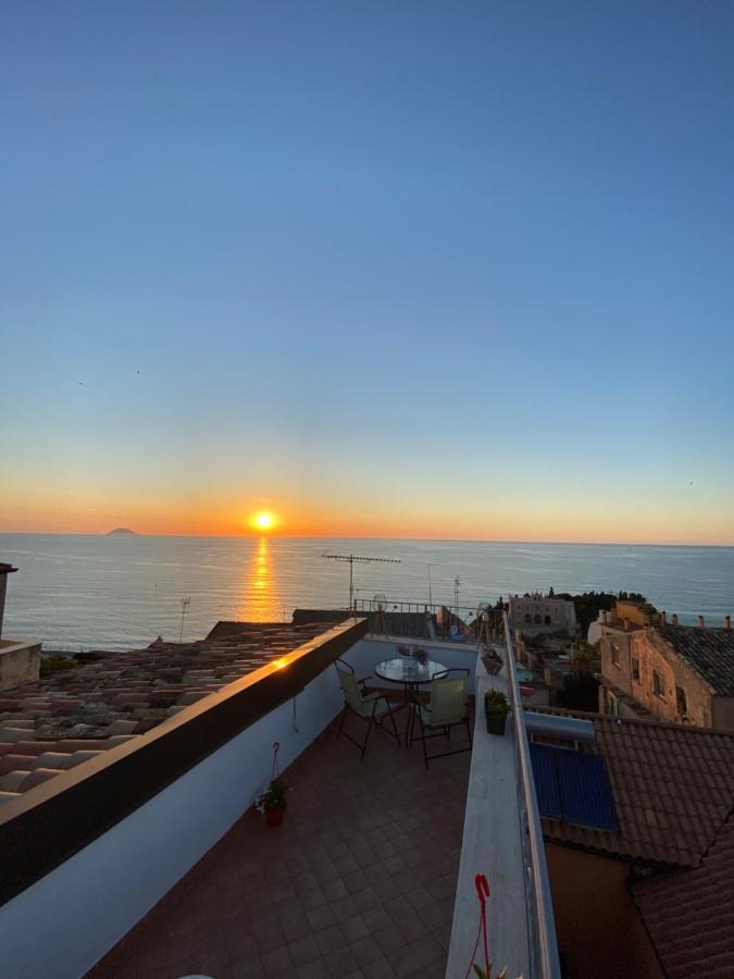 Affaccio Su Stromboli Apartment Tropea Luaran gambar